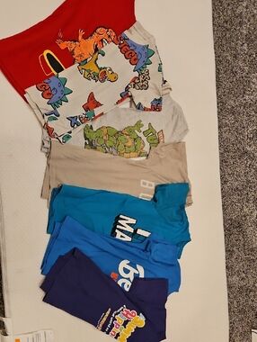 Cat & Jack Boys Graphic Tee Pack - Red, White, Tan, Blue, Purple
